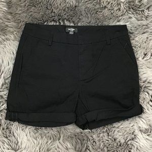 Lord & Taylor | Women's Shorts | Black | Size 6 Petite